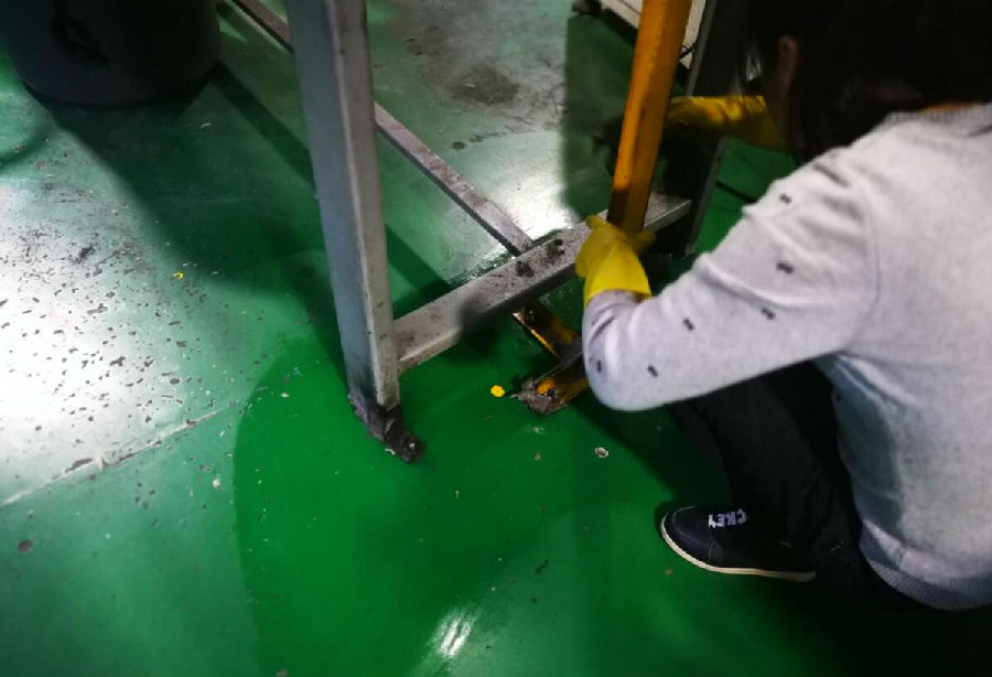 鹤庆县工厂保洁清洗案例